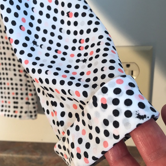 Ladies Blouse - Picture 3 of 6